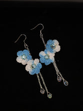 Load image into Gallery viewer, Double flowers dangle earrings
