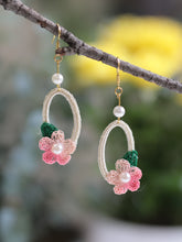 Load image into Gallery viewer, Single flower with oval loop dangle earrings
