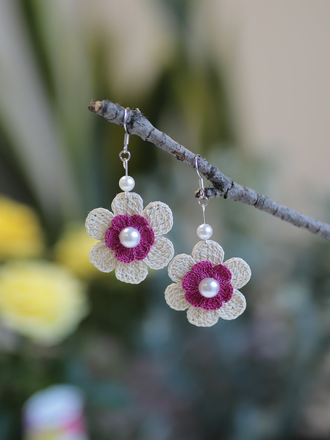 Beautiful floral dangle earrings