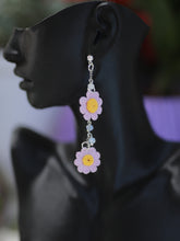 Load image into Gallery viewer, Assymetrical purple flower dangle earrings
